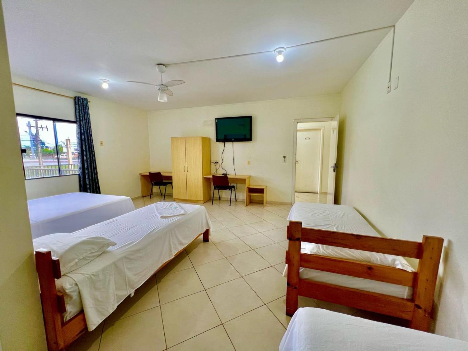 Hotel Guairaca Guarapuava Bagian luar foto
